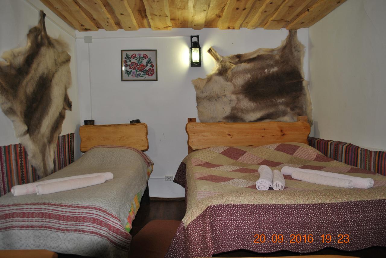 Dykyi Khutir Hotel Melniki  Eksteriør billede